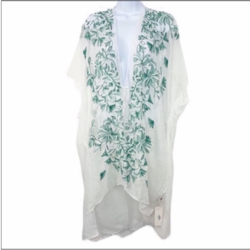Embroidered floral kimono top NEW white